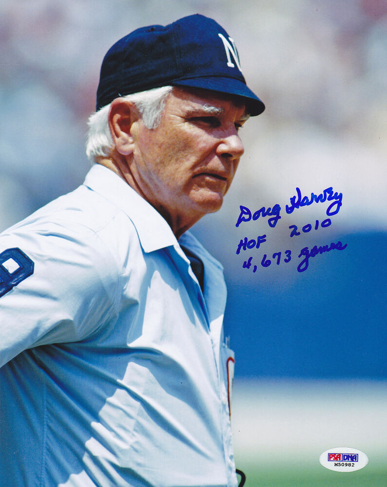 Doug Harvey SIGNED 8x10 Photo Poster painting + HOF 2010 + 4,673 Games PSA/DNA AUTOGRAPHED