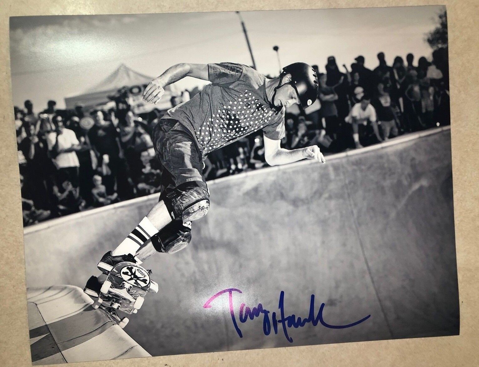 Skate Legend TONY HAWK Signed 11x14 Photo Poster painting