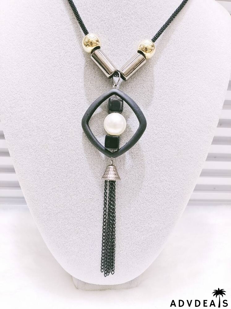 Geometric & Chain Tassel Charm Necklace
