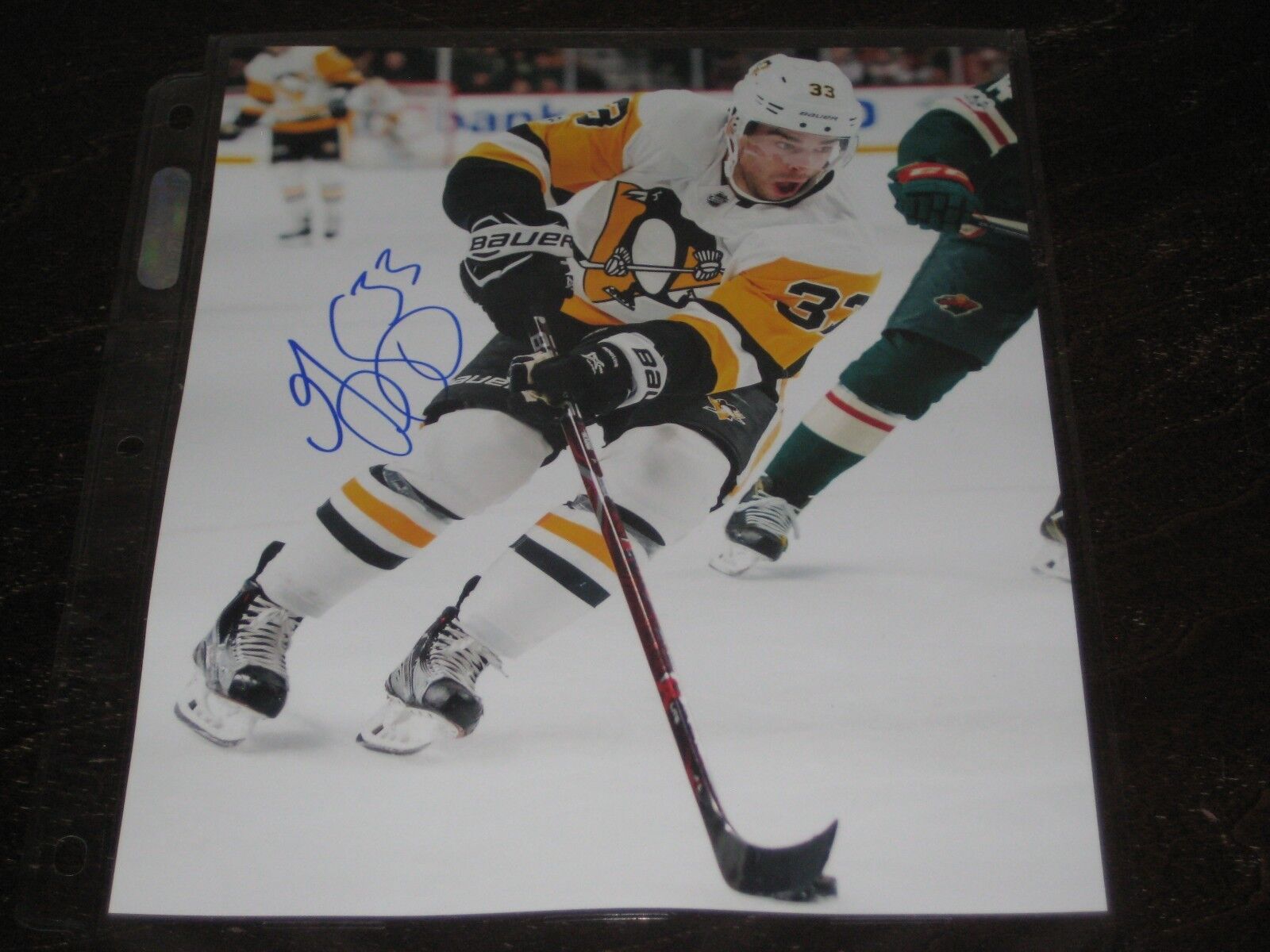 GREG MCKEGG autographed PITTSBURGH PENGUINS 8X10 Photo Poster painting #3