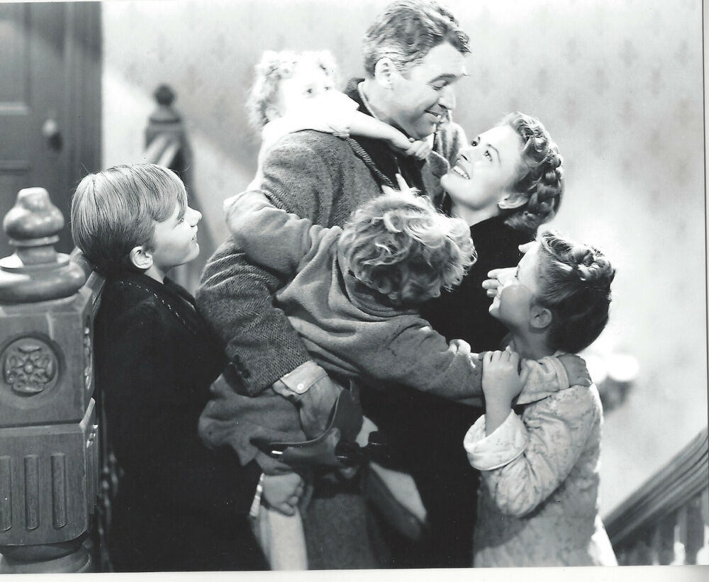 Jimmy Stewart  8x10 Photo Poster painting from the  Movie It's a Wonderful Life with family **