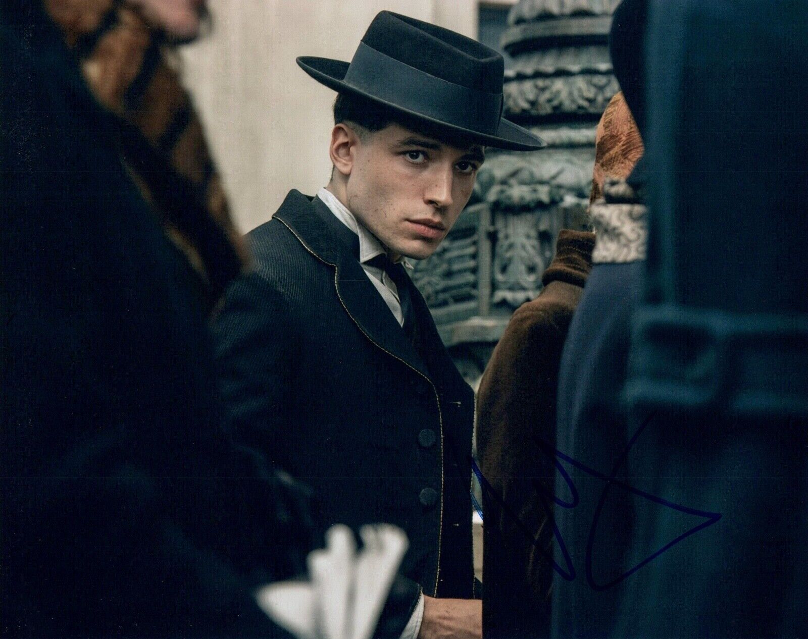 Ezra Miller Signed Autographed 8x10 Photo Poster painting FANTASTIC BEASTS Credence Barebone COA