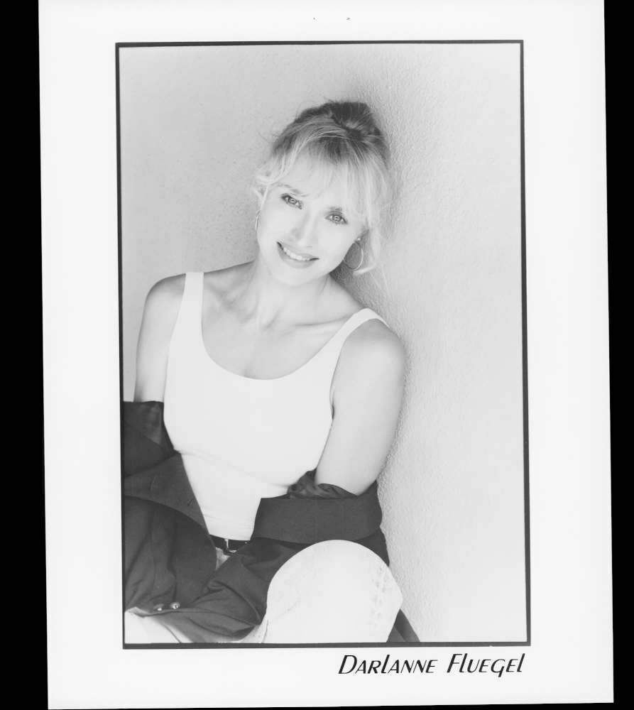 Darlanne Fluegel - 8x10 Headshot Photo Poster painting - Hunter