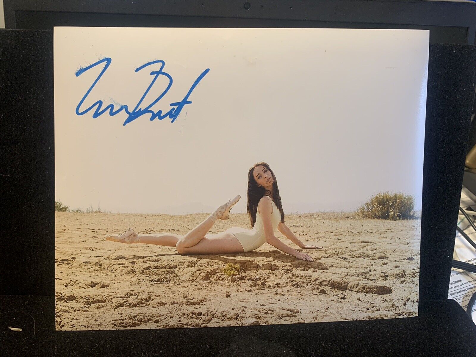 Emma Dumont Autographed Signed 8x10 Photo Poster painting The Gifted COA D4