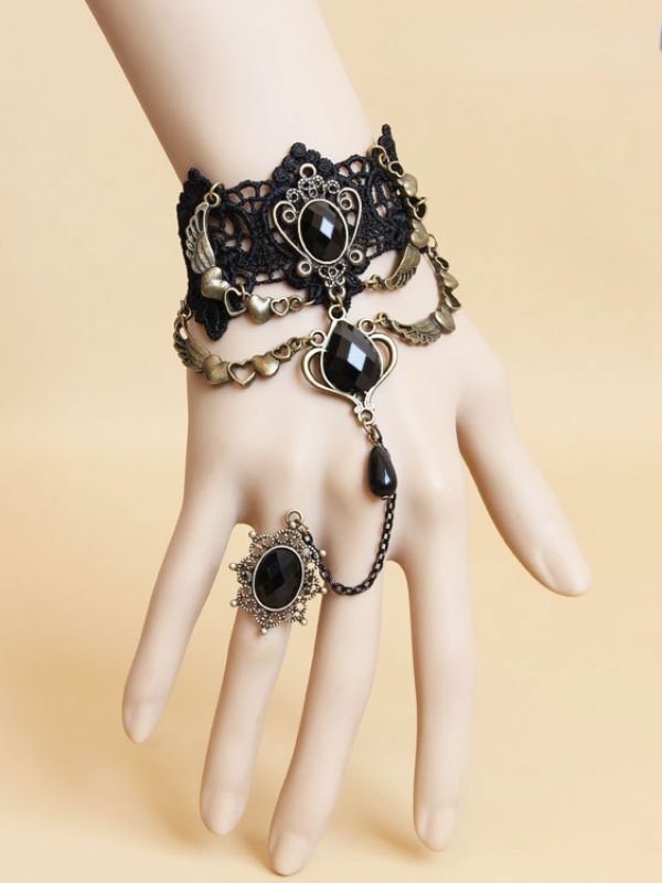 Vintage Pearls Lace Goth Ring Bracelet