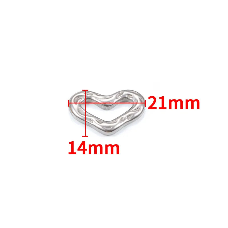 1 Piece 16.5*16.5mm 16.5*21.5mm 18*22.5mm Hole 1~1.9mm Hole 2~2.9mm 304 Stainless Steel 18K Gold Plated Moon Heart Shape Solid Color Jewelry Accessories Pendant