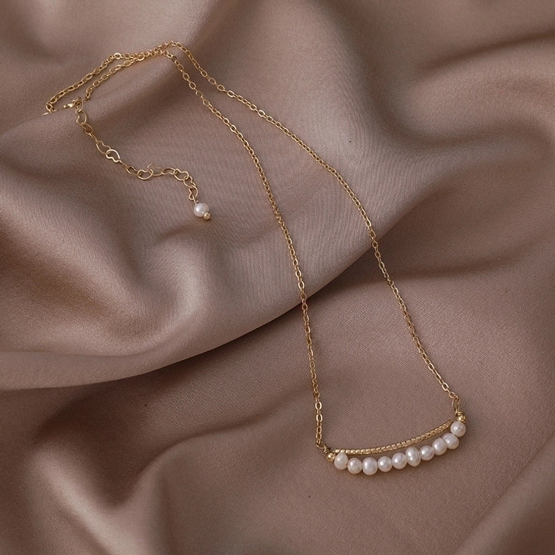 Alloy Freshwater Pearl Copper Fashion Solid Color Irregular Necklace