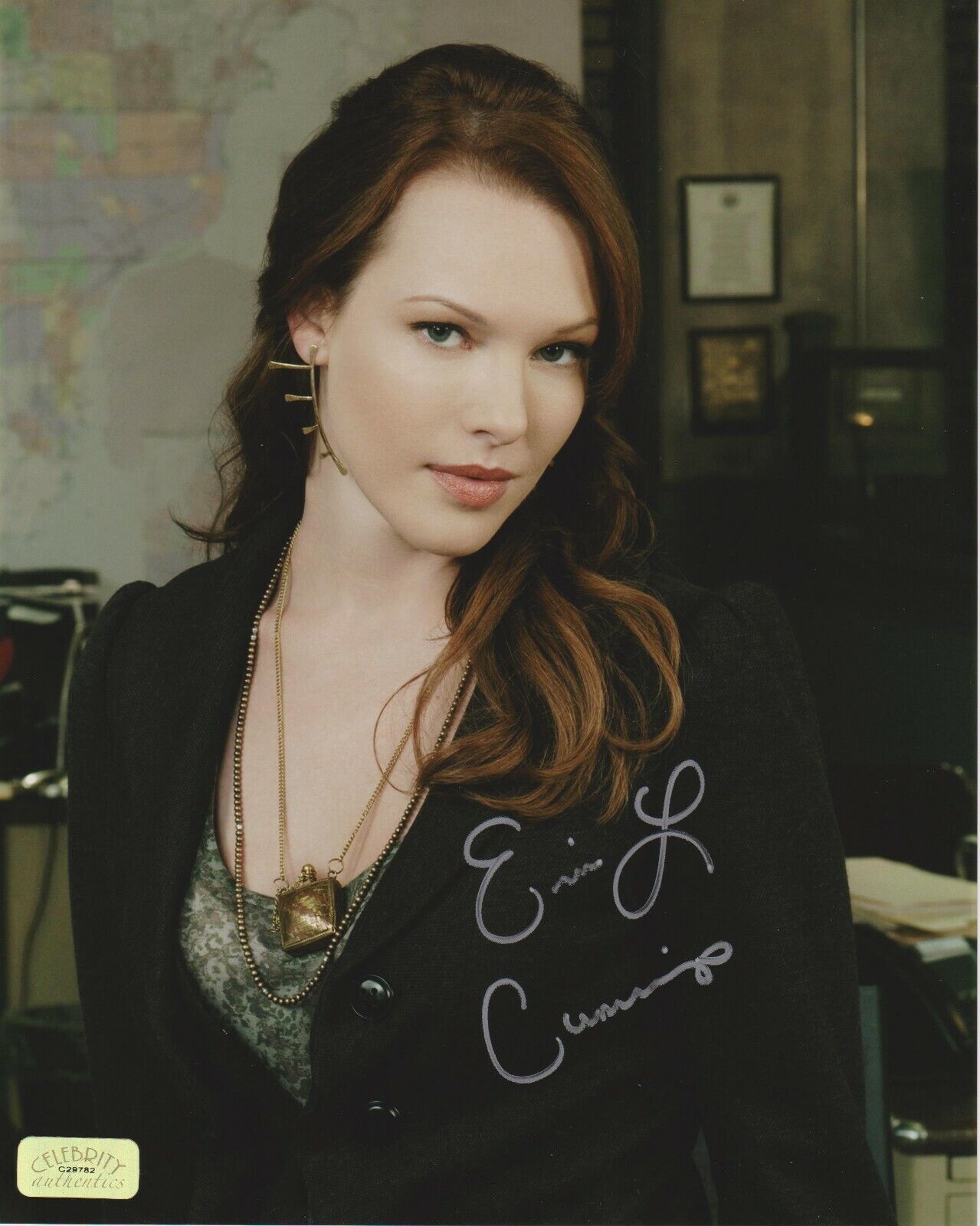 Erin Cummings ‘Detroit 1-8-7’ Autographed 8x10 Photo Poster painting with CoA & Signing Details