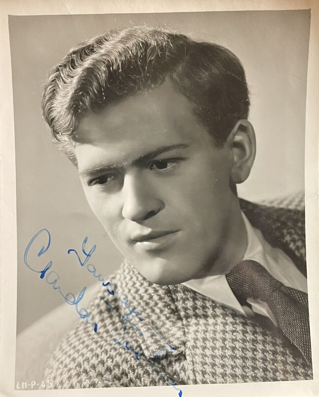 Gordon Jackson (Upstairs Downstairs/ The Professionals) signed Photo Poster paintinggraph RARE