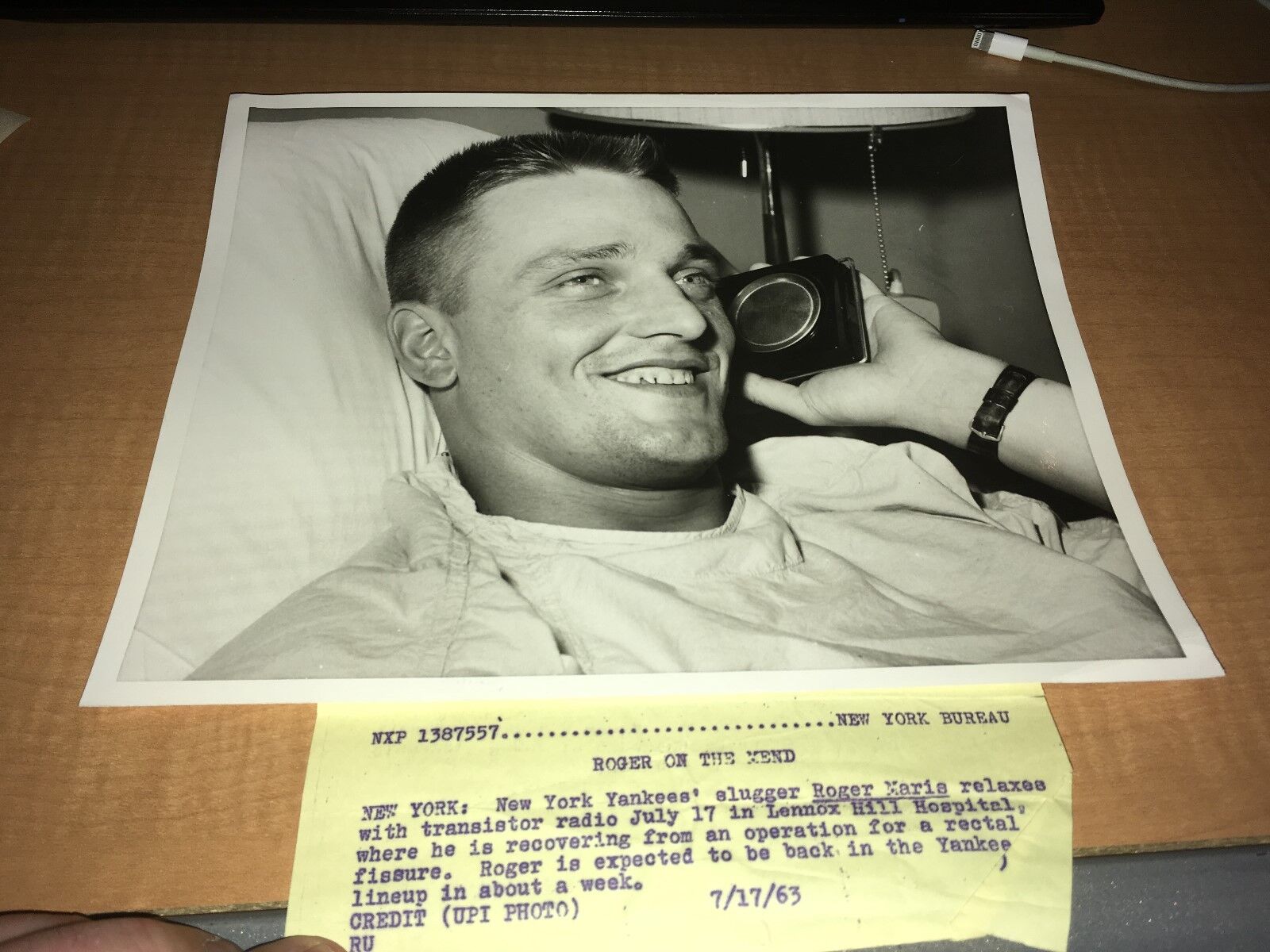 Roger Maris New York Yankees In Hospital 1963 UPI News Photo Poster painting PL