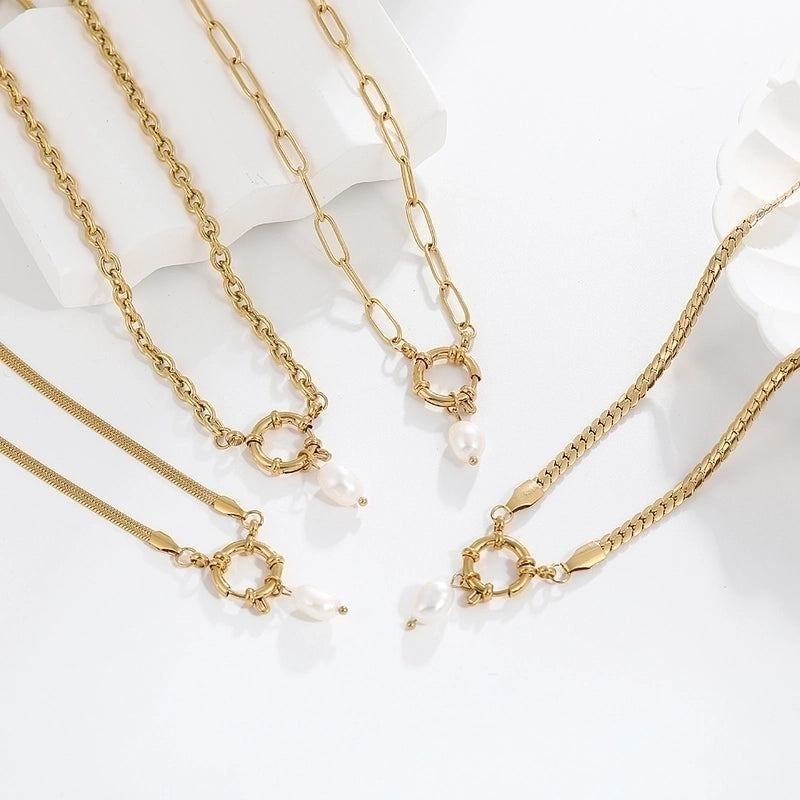 Elegant Circle 304 Stainless Steel 18K Gold Plated Buckle Pendant Necklace