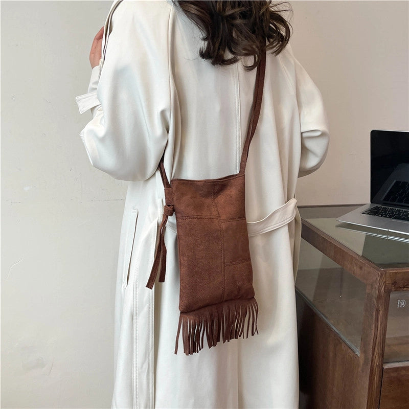 Women's Small Suede Solid Color Vintage Style Classic Style Sewing Thread Square Magnetic Buckle Crossbody Bag2