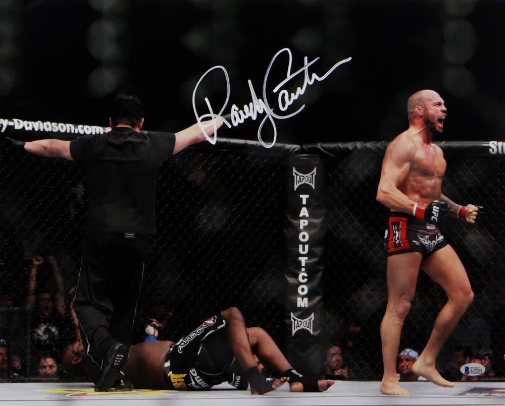 Randy Couture Autographed UFC 16x20 Knock Out Yelling Photo Poster painting- Beckett Auth *White