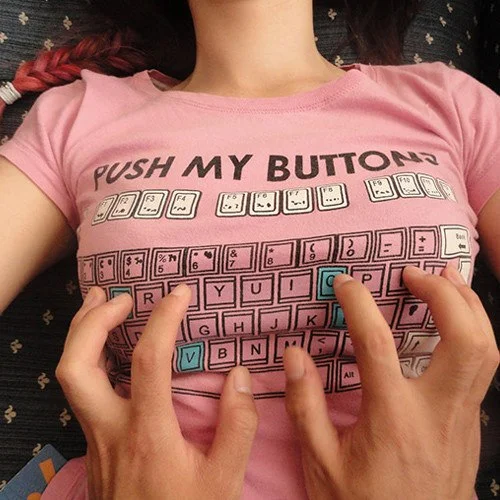 Push My Buttons T-shirt - Gotamochi Kawaii Shop, Kawaii Clothes