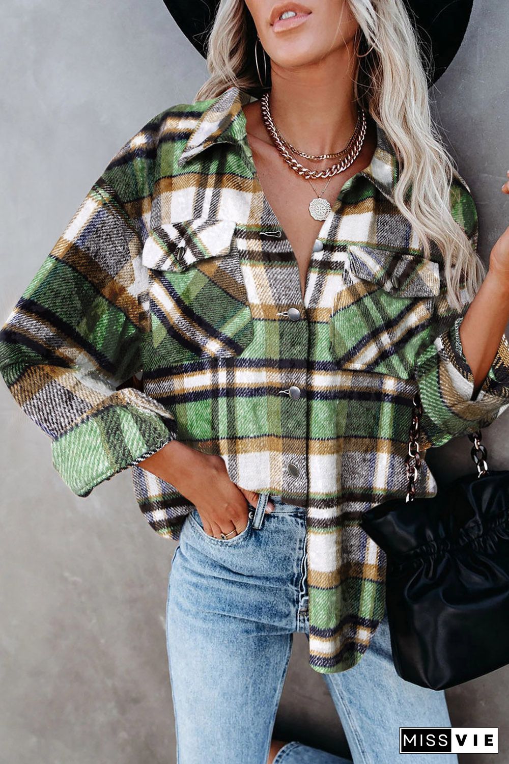 Geometric Plaid Print Pocketed Shirt
