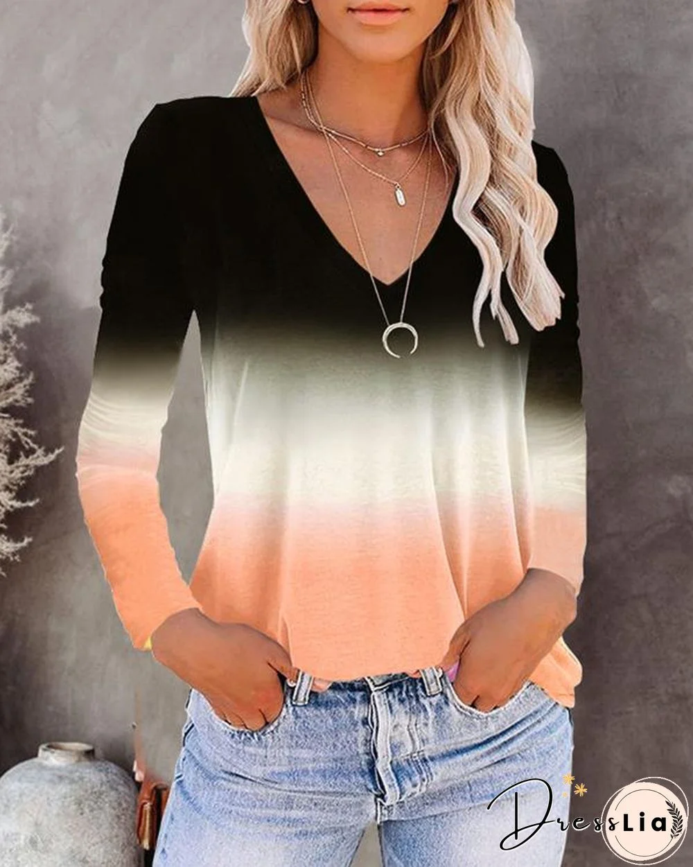 V-neck Long-sleeved Gradient T-shirt