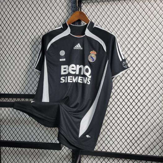 Retro 2006/2007 Real Madrid Third Away Football Shirt Thai Quality