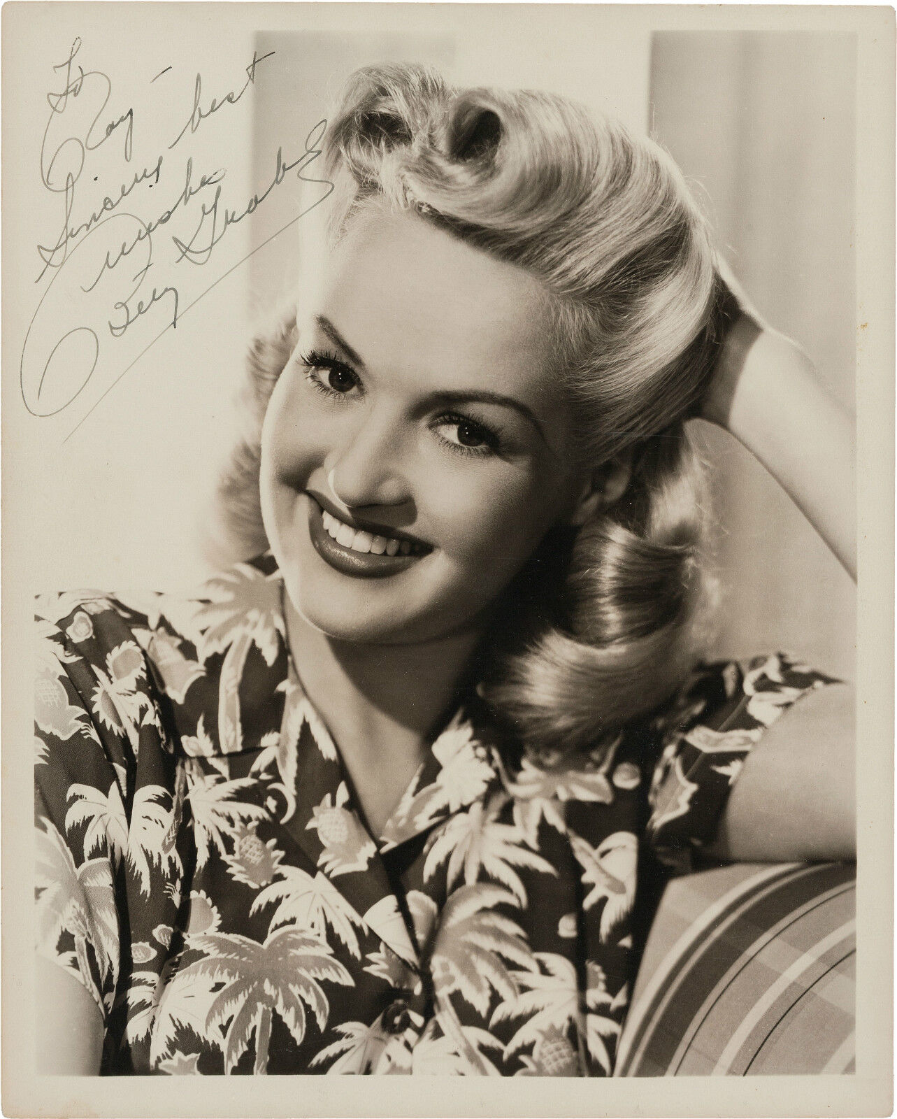 BETTY GRABLE Signed Photo Poster paintinggraph - Gorgeous Film Actress - preprint