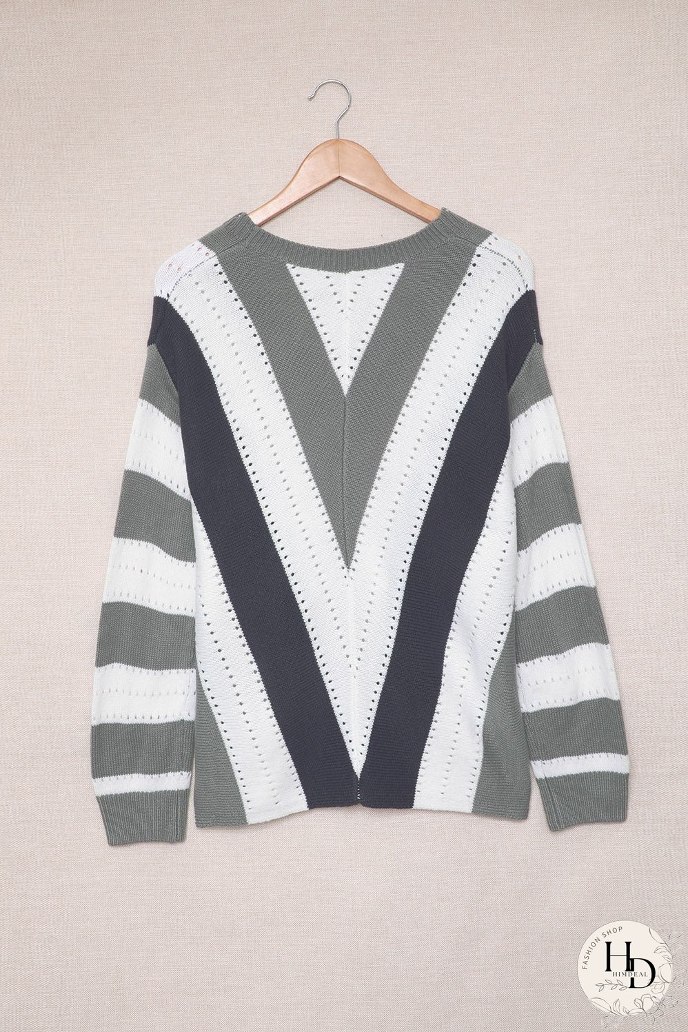 Trendy V-Neck Long Sleeve Top