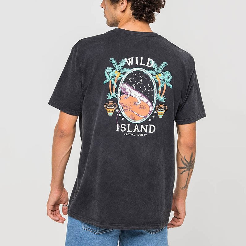 Men Wild Island Print T-shirt