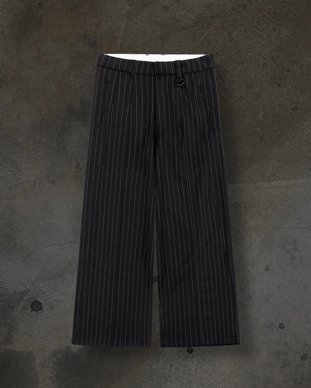 WIDE-LEG DRESS PANTS (PINSTRIPED BLK/WHT)