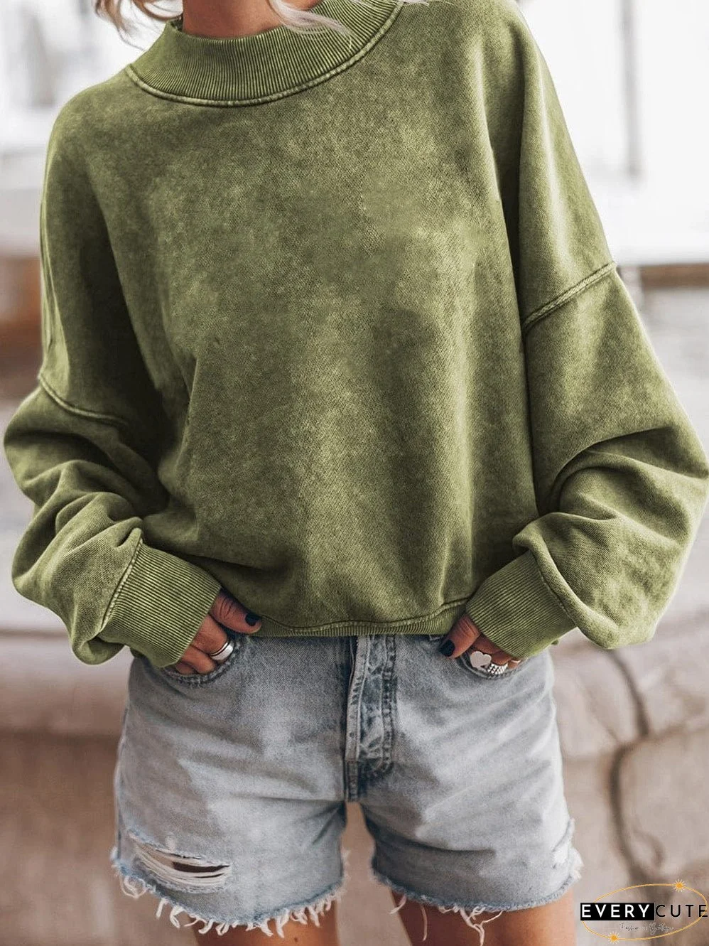 Green Vintage Drop Shoulder Round Neck Pullover Sweatshirt