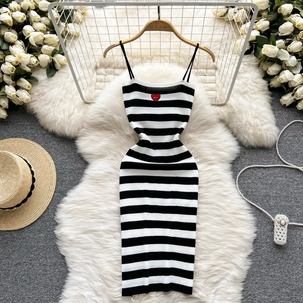 YuooMuoo Ins Sexy Package Hips Bodycon Dress Lady Embroidery Stripes Knitted Spaghetti Straps Outfits Mini Women Dress