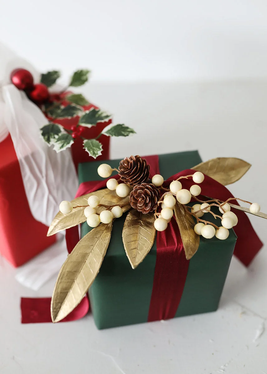 Artificial Bay Leaf in Metallic Gold - 19"