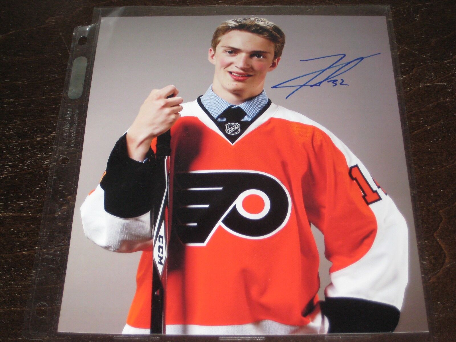 TRAVIS SANHEIM autographed PHILADELPHIA FLYERS 8X10 Photo Poster painting