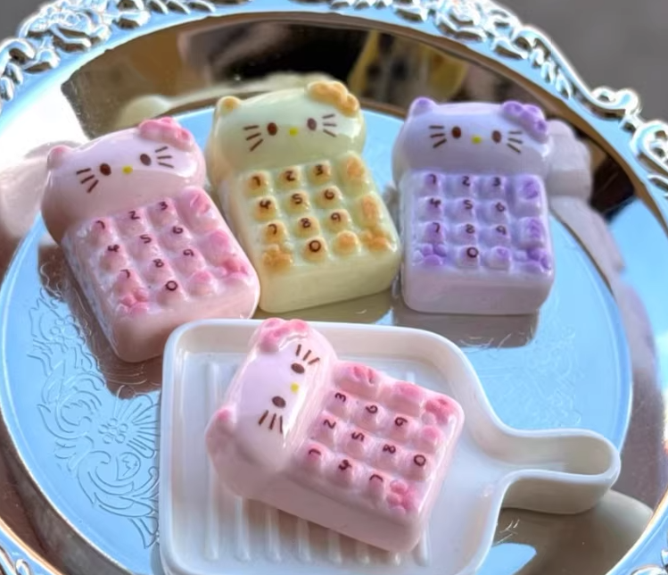 Mini Kitty Bread Calculator Charm
