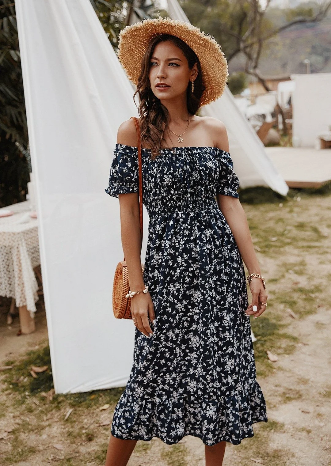 Bold Blooms Maxi Dress Navy丨August Lemonade