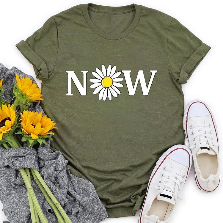 Yesterday Now Tomorrow Daisy  T-Shirt Tee - 01677-Annaletters