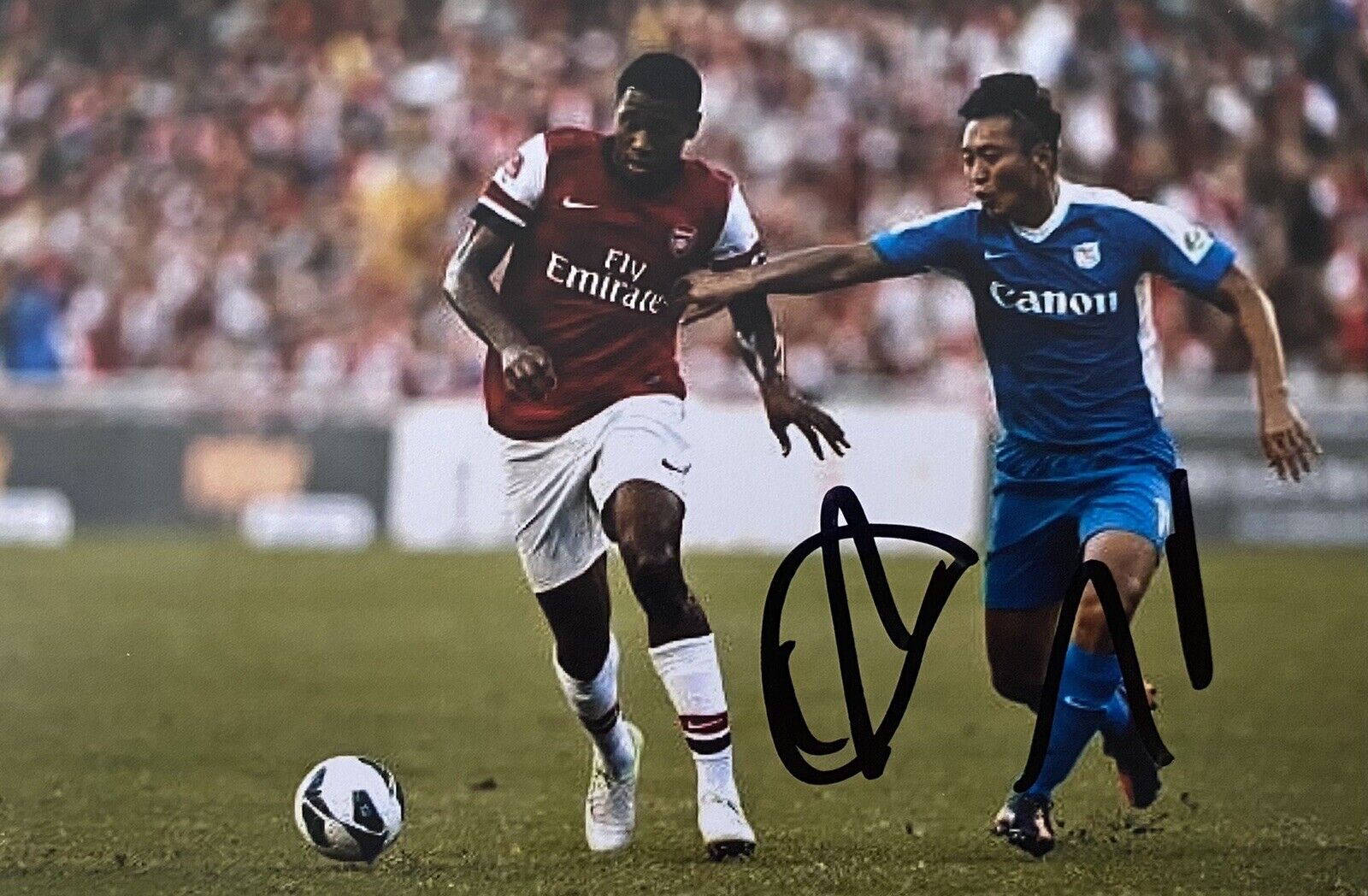 Chuks Aneke Genuine Hand Signed Arsenal 6X4 Photo Poster painting