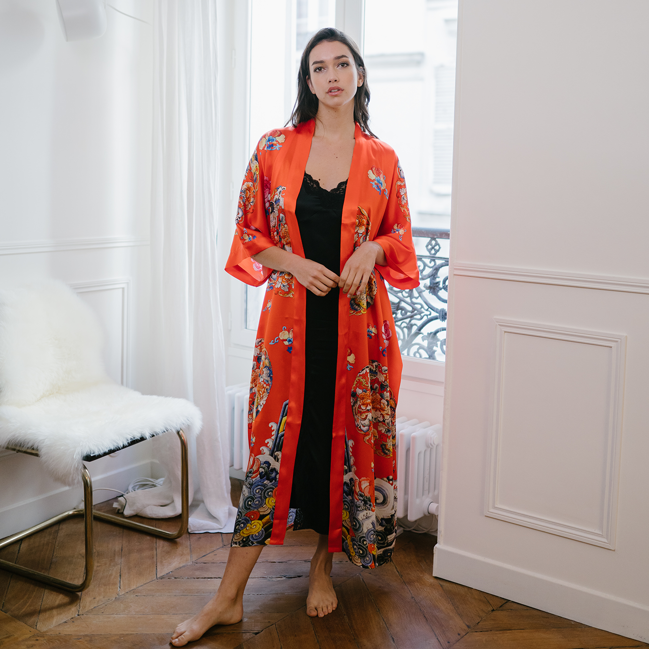 19 MOMME Kimono en soie rouge royal motif oriental  | Collection Shiruku- SOIE PLUS