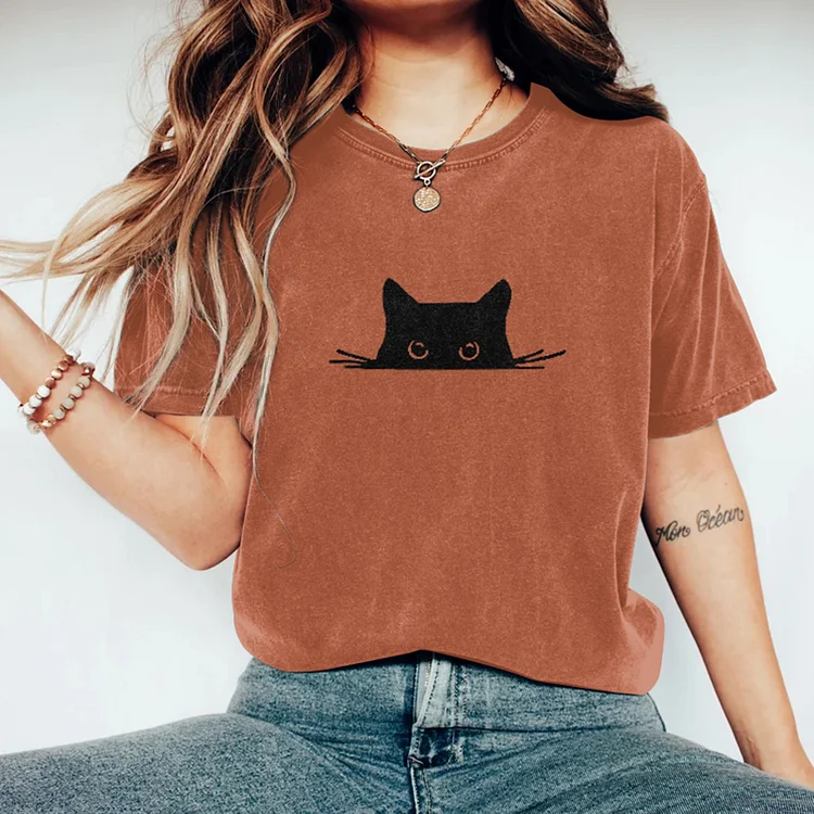 VChics Abstract Creative Embroidered Black Cat Art Print T-shirt