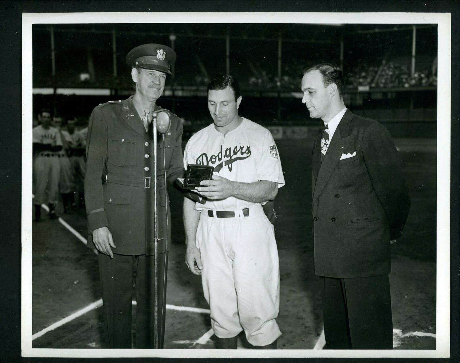 Dolph Camilli watch gift 1942 William Greene Press Photo Poster painting Brooklyn Dodgers