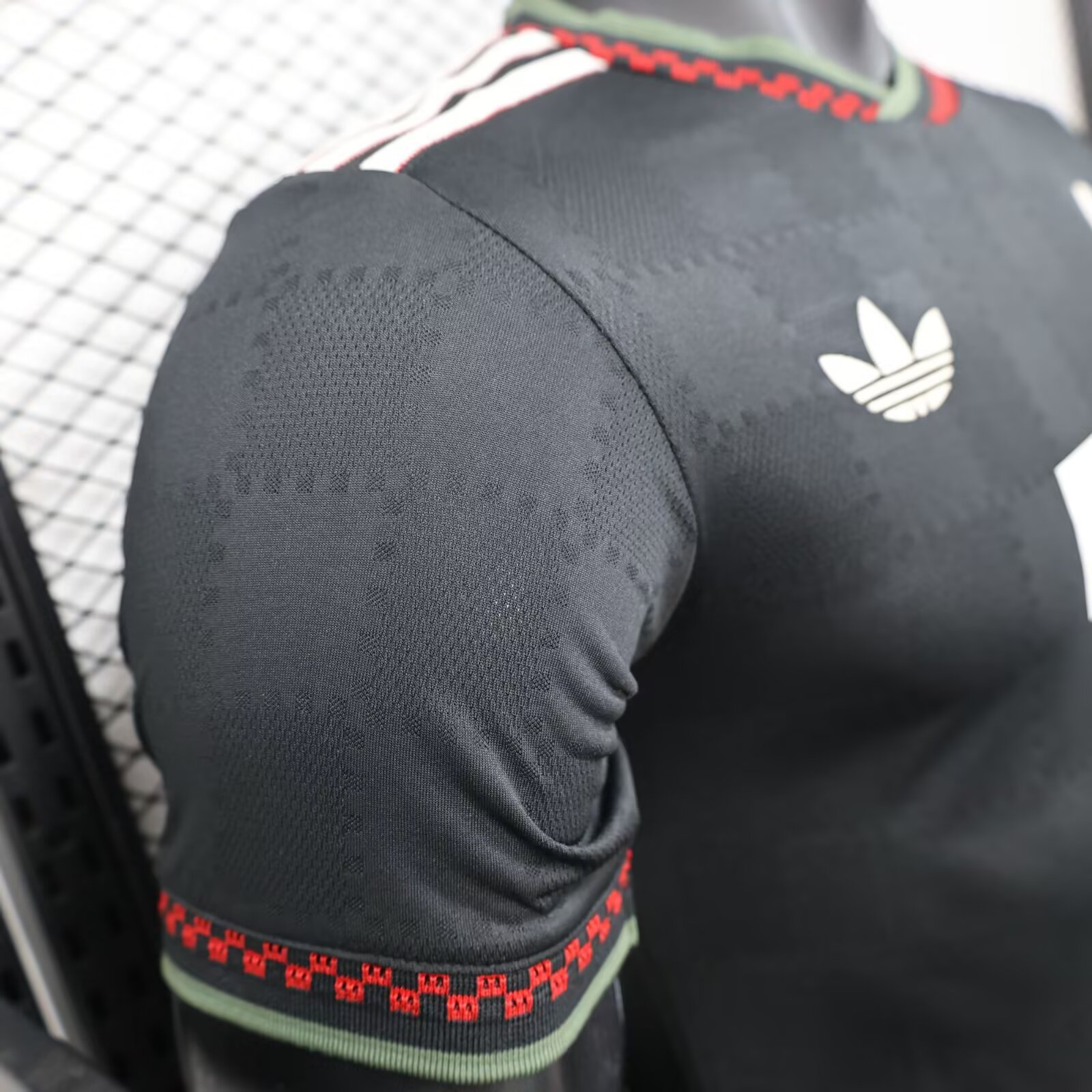 25/26 Bayern Munich Third Away Player Version Men Football T-Shirt Thai Quality