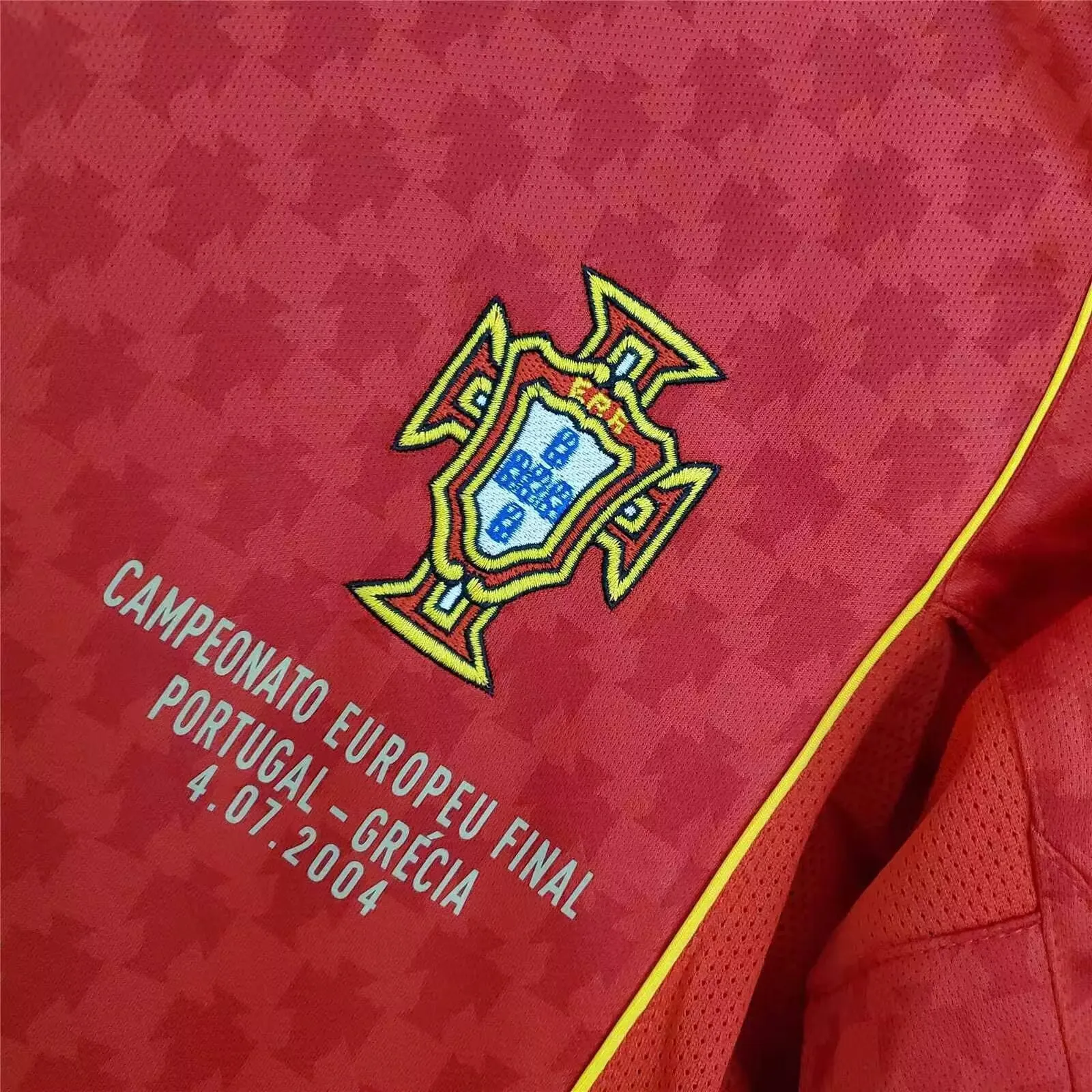 Retro Portugal 2004 Home Football Shirt Thai Quality