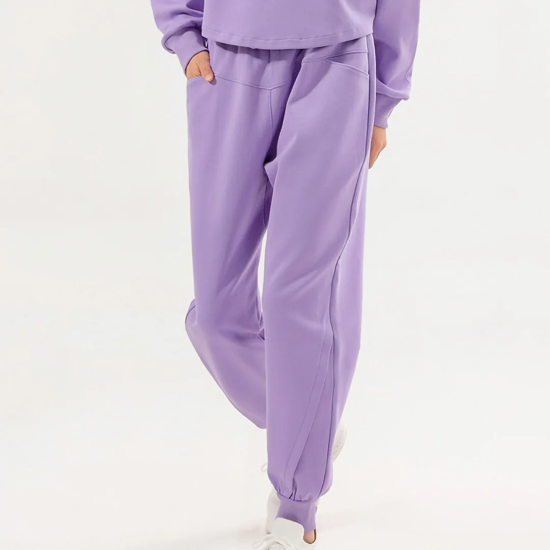 Loose sweatpants