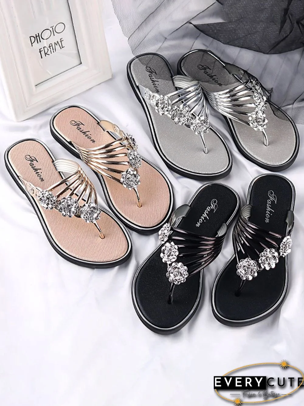 Women's Diamond Flat Thong Sandals