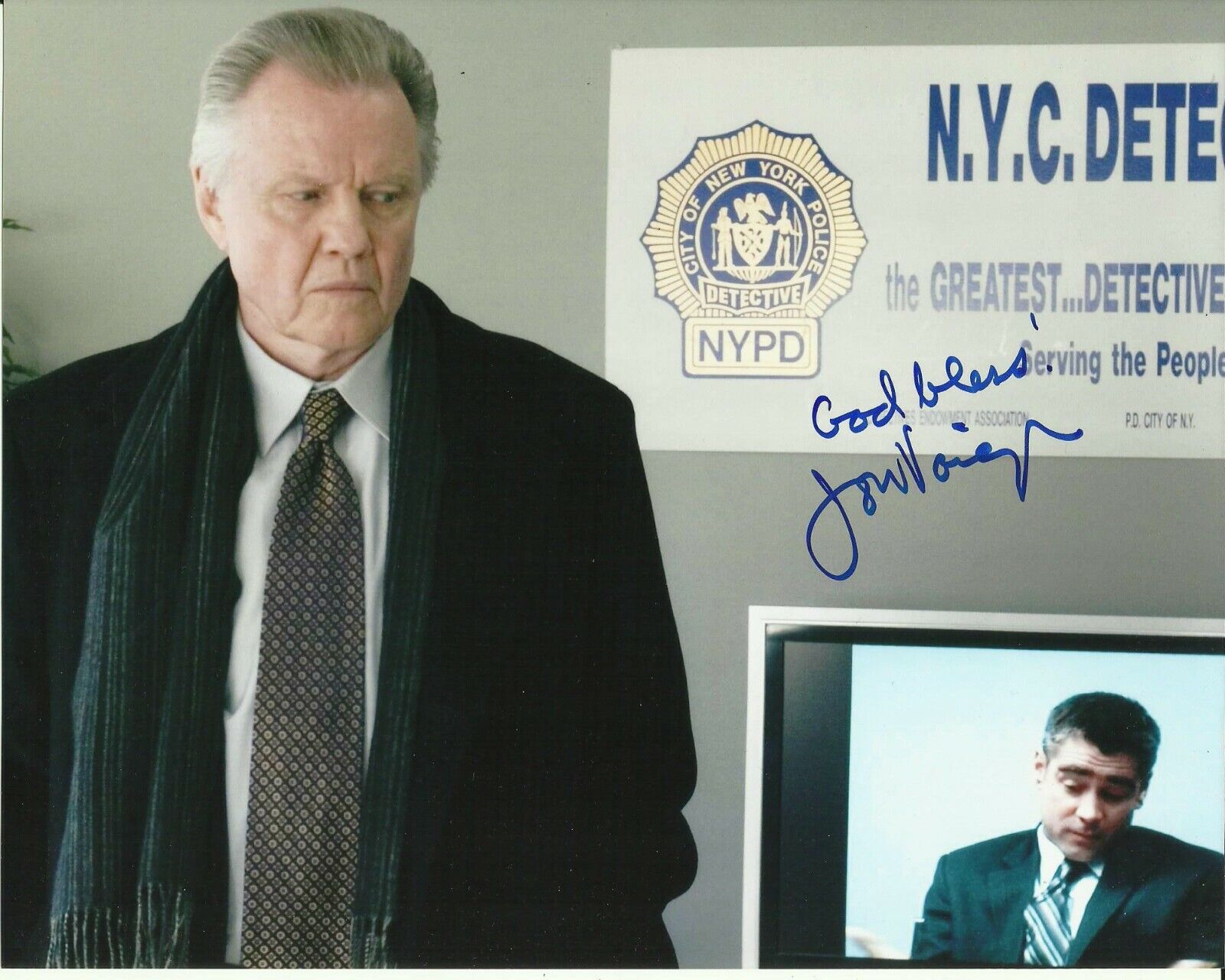 JON VOIGHT SIGNED Photo Poster painting UACC REG 242