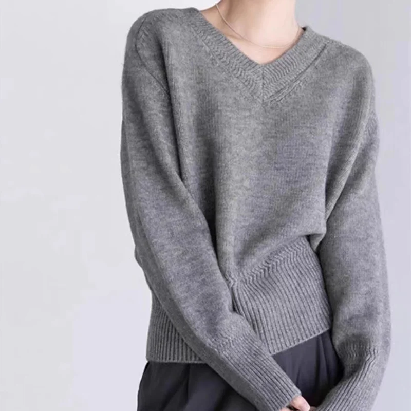 Toloer Toloer Autumn Winter New Style Lazy Wind Restoring Ancient Ways Temperament V Collar Design Sense Sweater Simple And Versatile Pure Color Sweater Female-Outfit Ideas