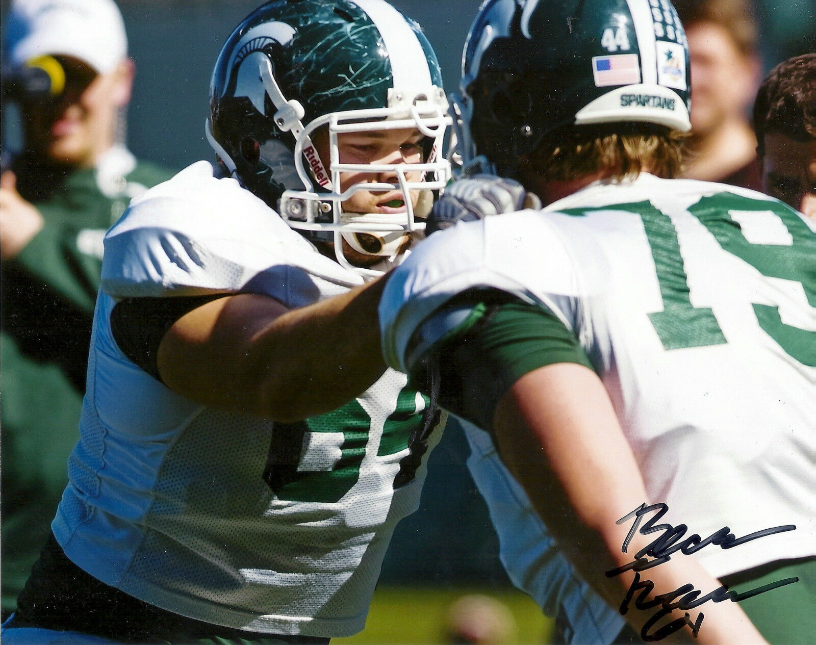 BLAKE TREADWELL 'MICHIGAN STATE SPARTANS' SIGNED 8X10 PICTURE *COA