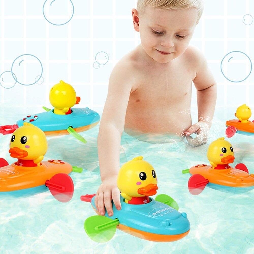 Pull-String Rowing Duck Bath Toy