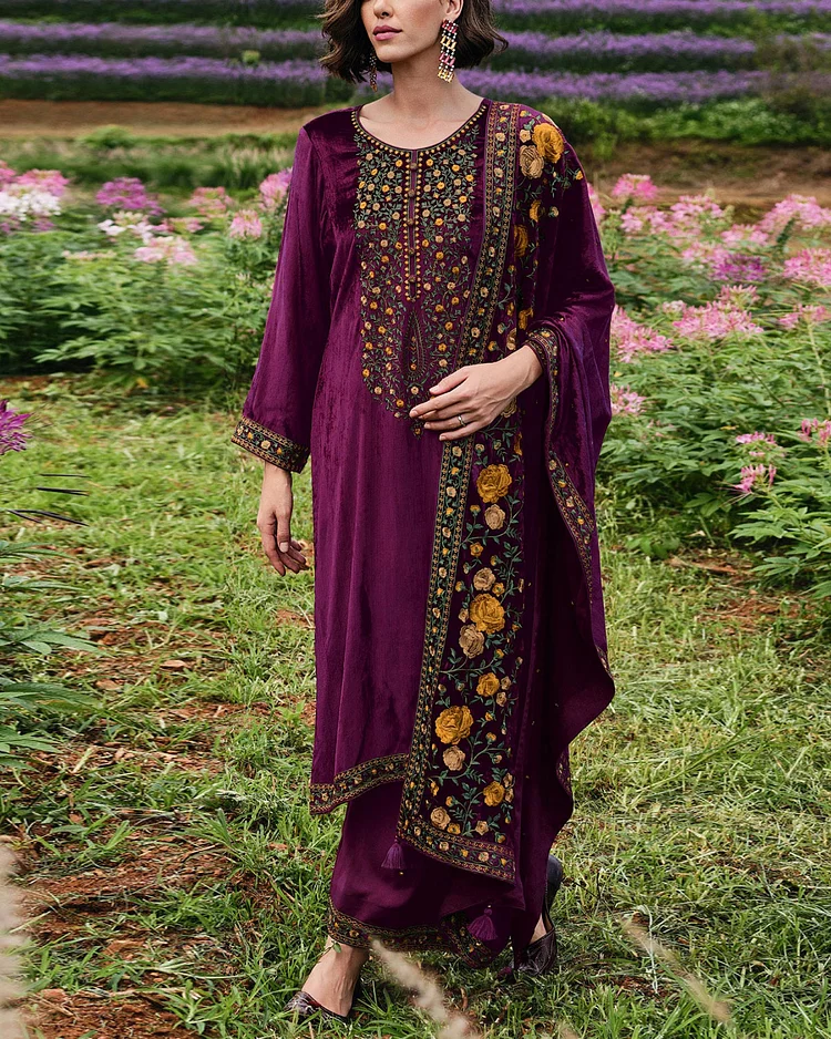 Purple embroidered velvet Kaftan
