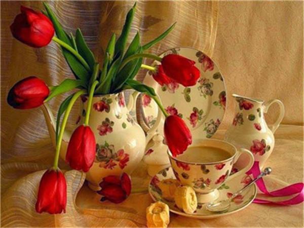 

Red Tulip Flowers On Table – Paint By Numbers - 40*50CM, 501 Original