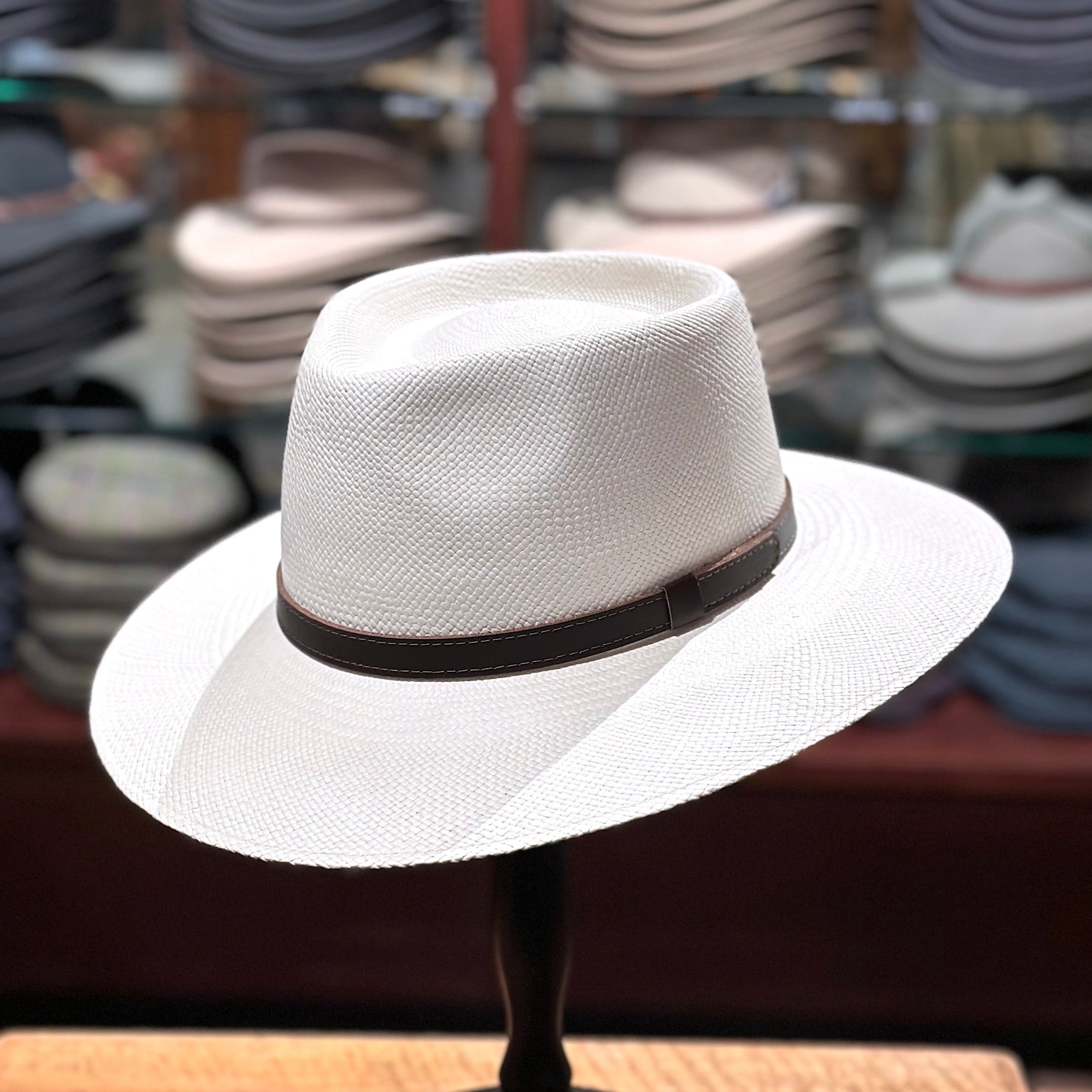Camilo Country Panama - Cream
