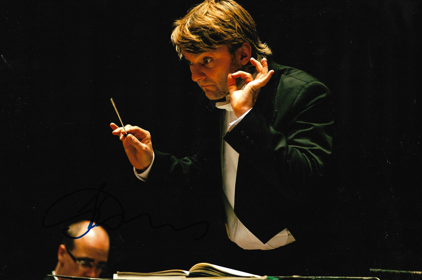 Kirill Karabits Conductor signed 8x12 inch Photo Poster painting autograph