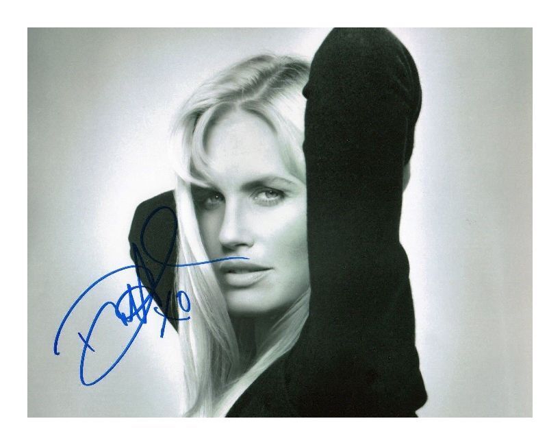 DARYL HANNAH AUTOGRAPHED SIGNED A4 PP POSTER Photo Poster painting PRINT 2