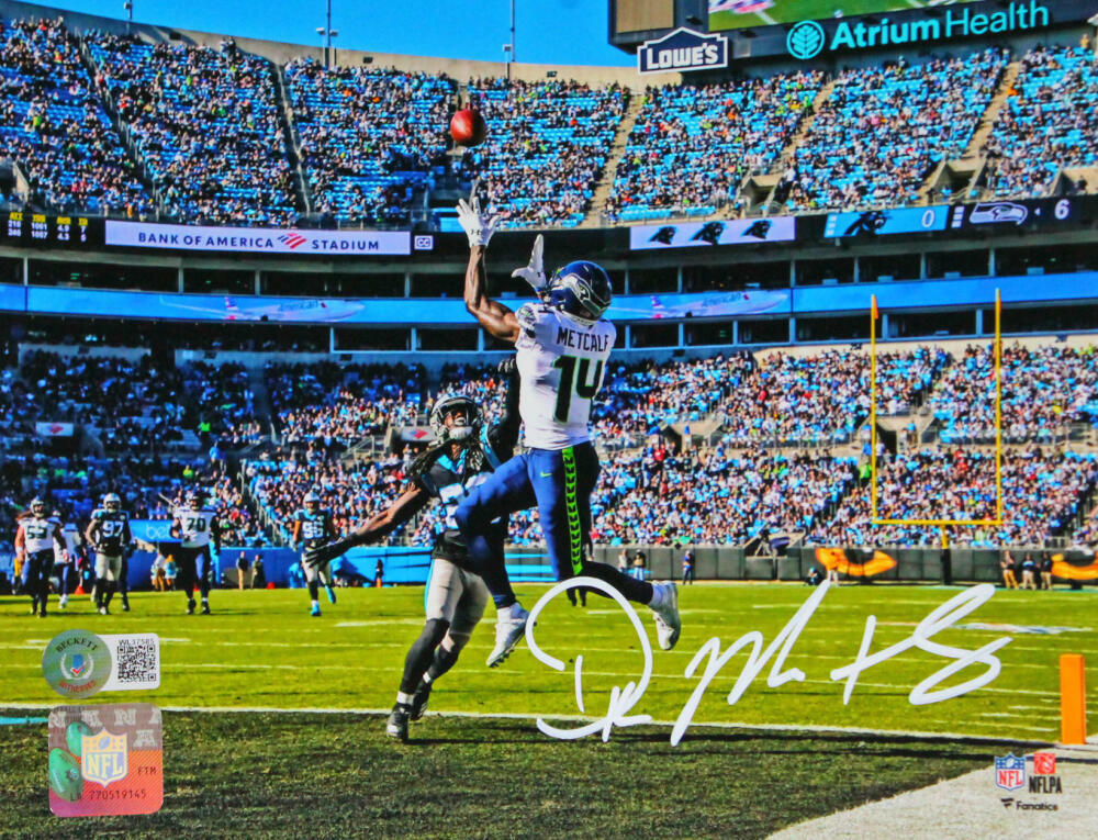 DK Metcalf Autographed Seattle Seahawks 8x10 TD FP Photo Poster painting-Beckett W Hologram